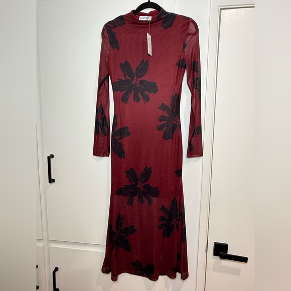 CUPSHE
What's the Occasion Floral Maxi Dress - Picture 8 of 8